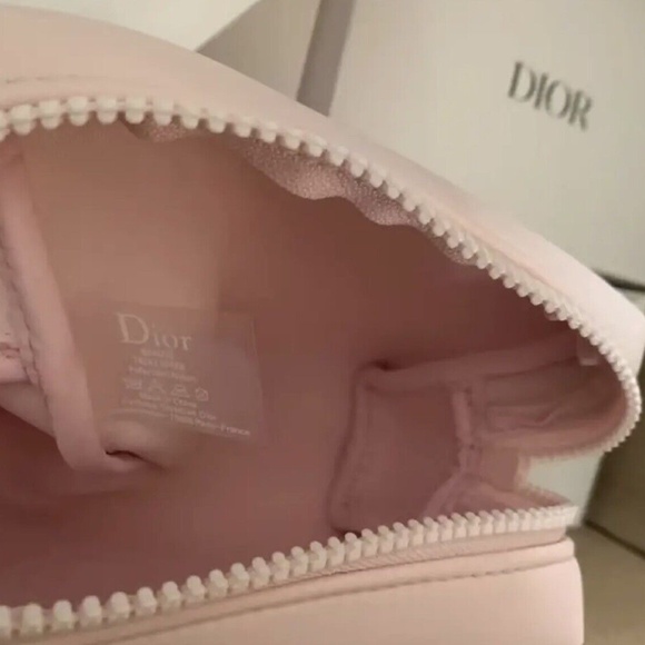 NIB DIOR Bag Pink Large Pouch Case NEW with BOX - Picture 5 of 5